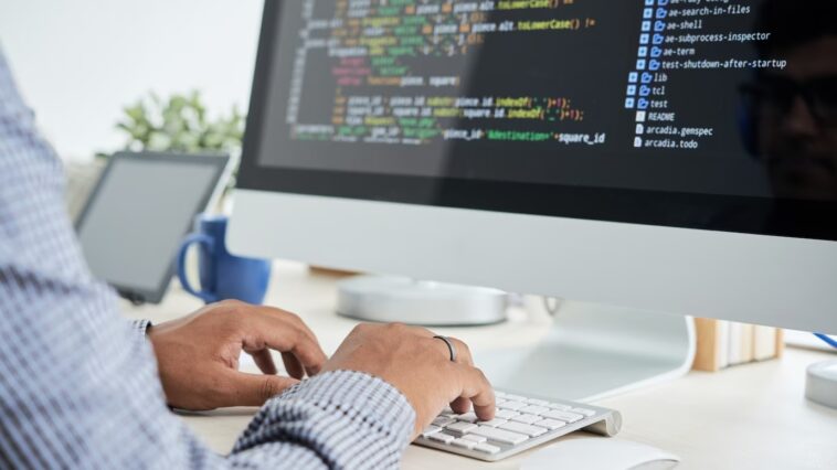 why php developers are paid less